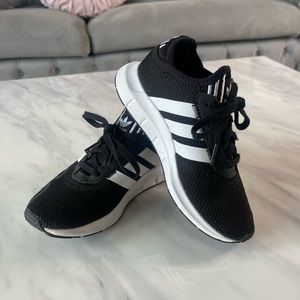 Adidas boys shoes 👟